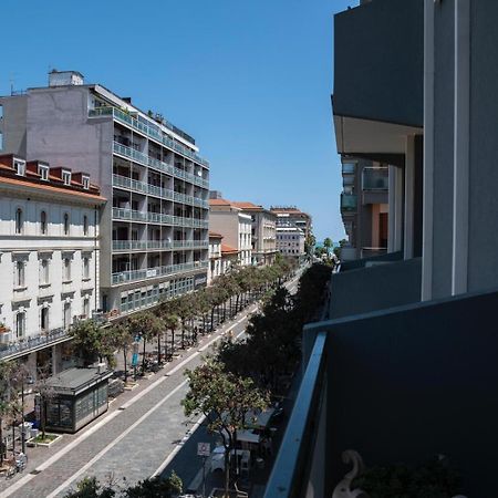 Milu Luxury Apartment Пескара Екстериор снимка